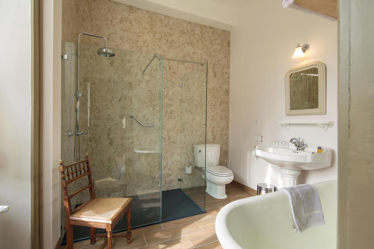 Bed and Breakfast Abbaye Du Palais Thauron Экстерьер фото